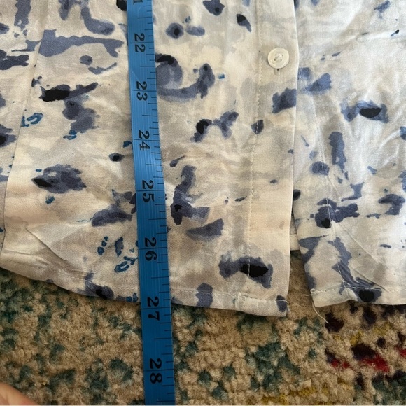 Van Heusen button down shirt size L 100% rayon - Picture 4 of 6